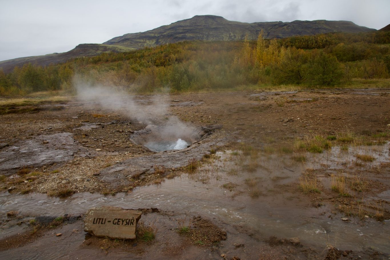Der kleine Bruder vom Großen Geysir ist zumindest noch etwas aktiv