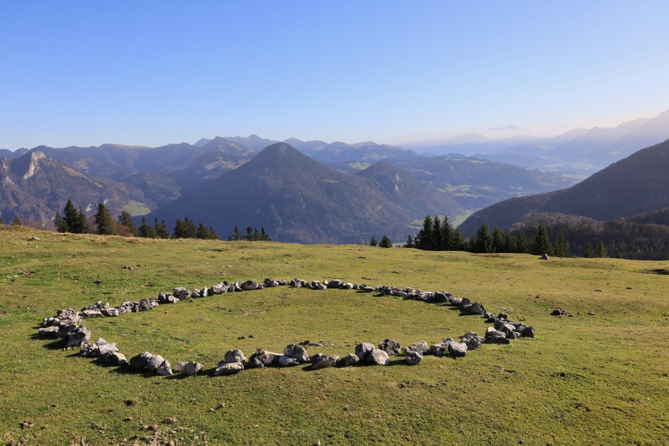 Steinkreis beim Anstieg auf den Rehleitenkopf