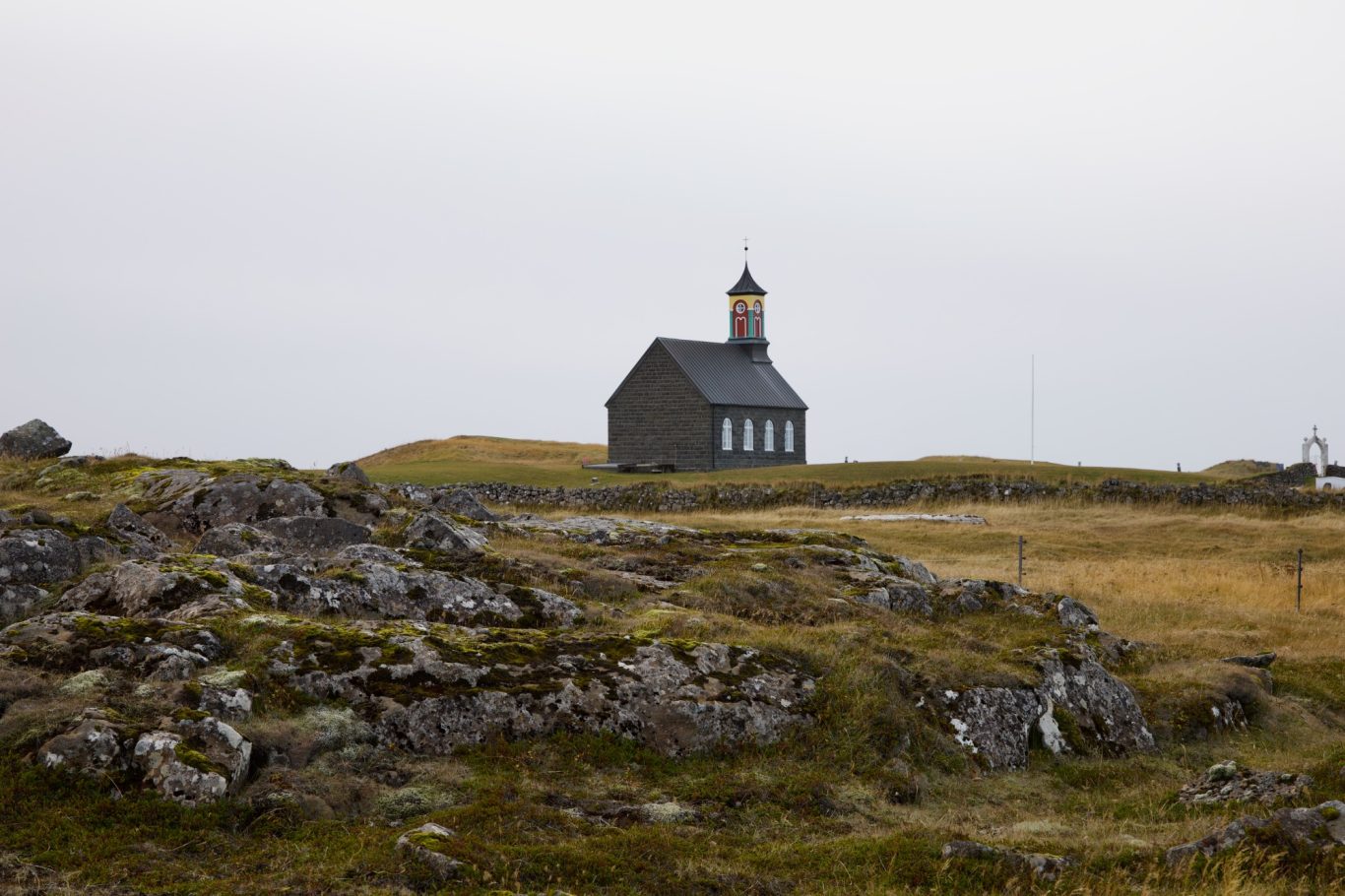 Die einsame Kirche von Hvalsnes