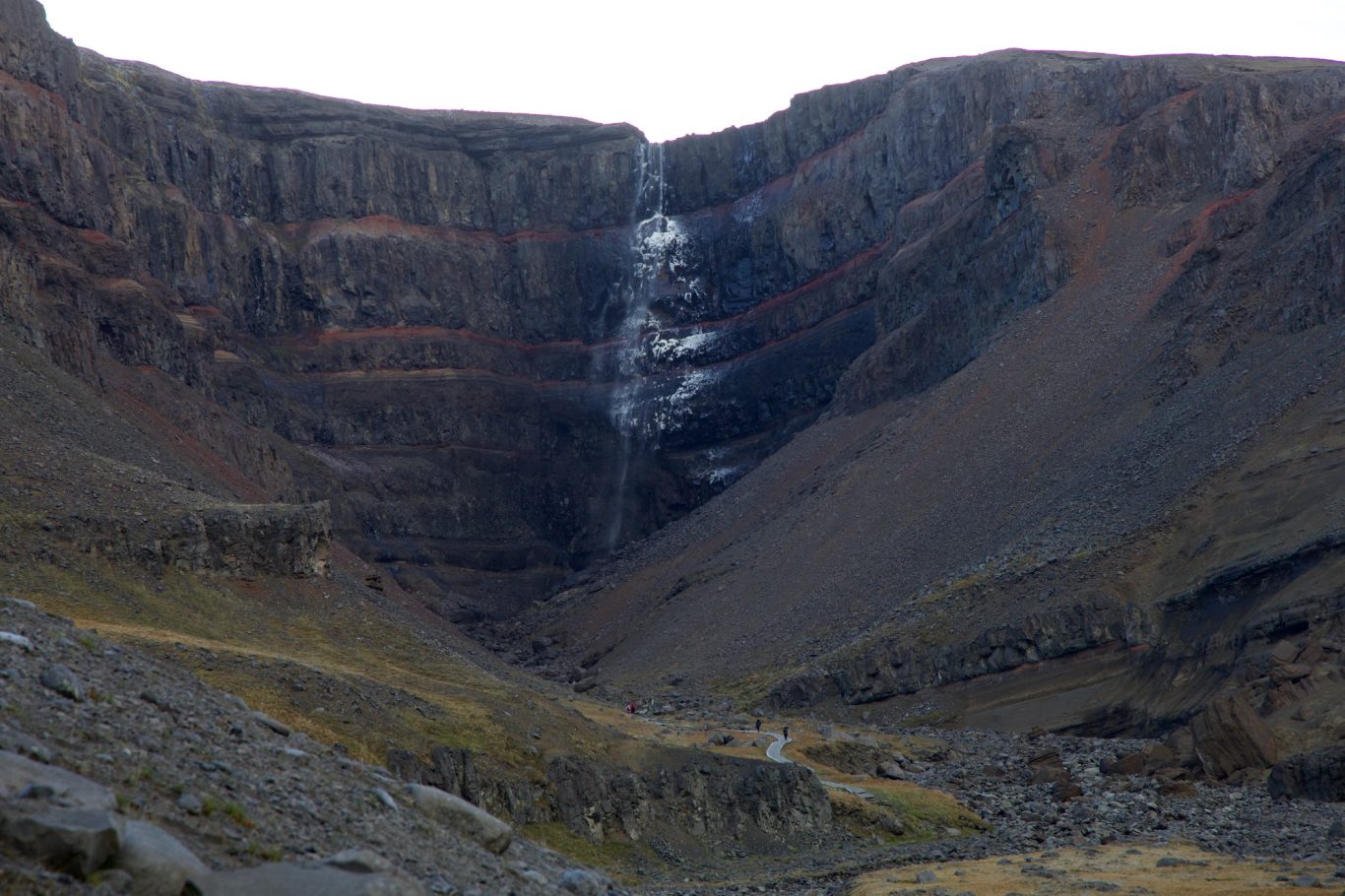 Der vereiste Hengifoss