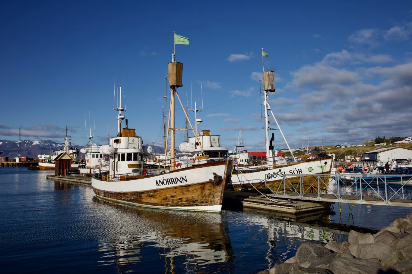 Alte Fischkutter mit "Krähennest" - da freut sich der Klabauter...