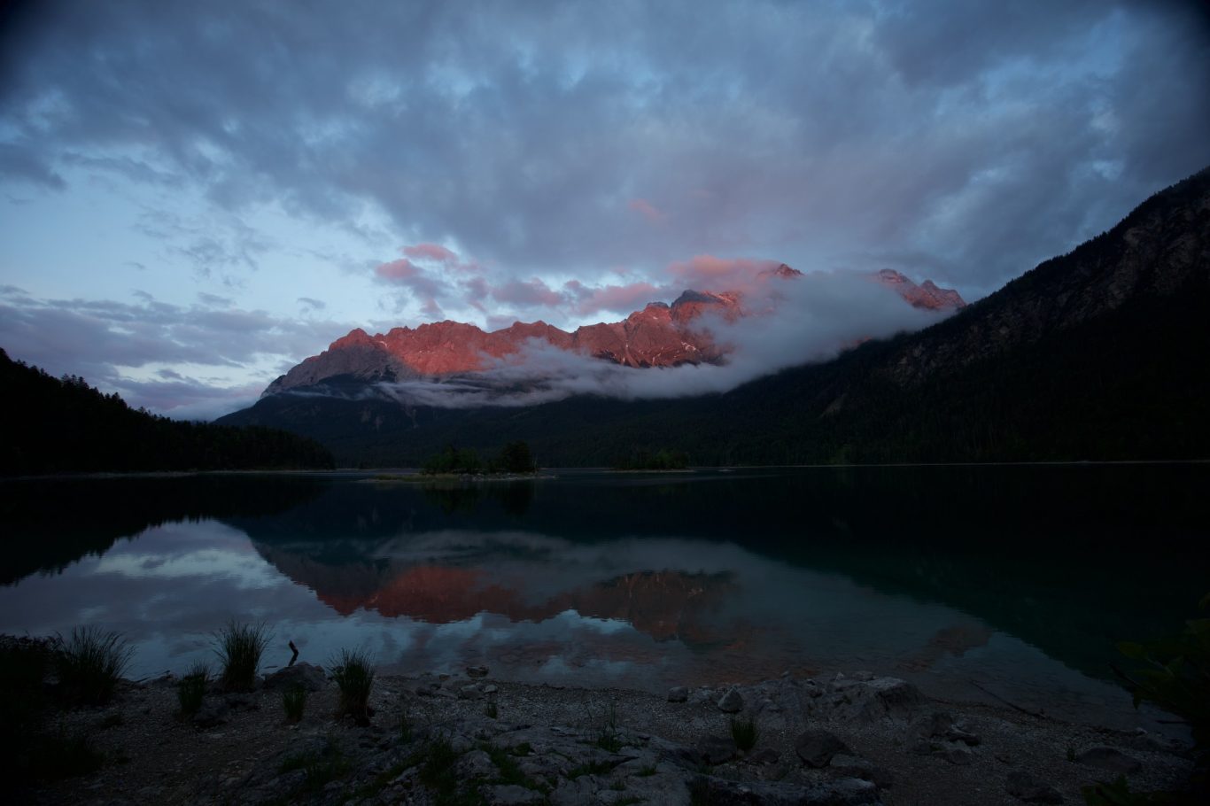Zum Schluß konnten wir sogar einen Blick auf den Gipfel erhaschen.