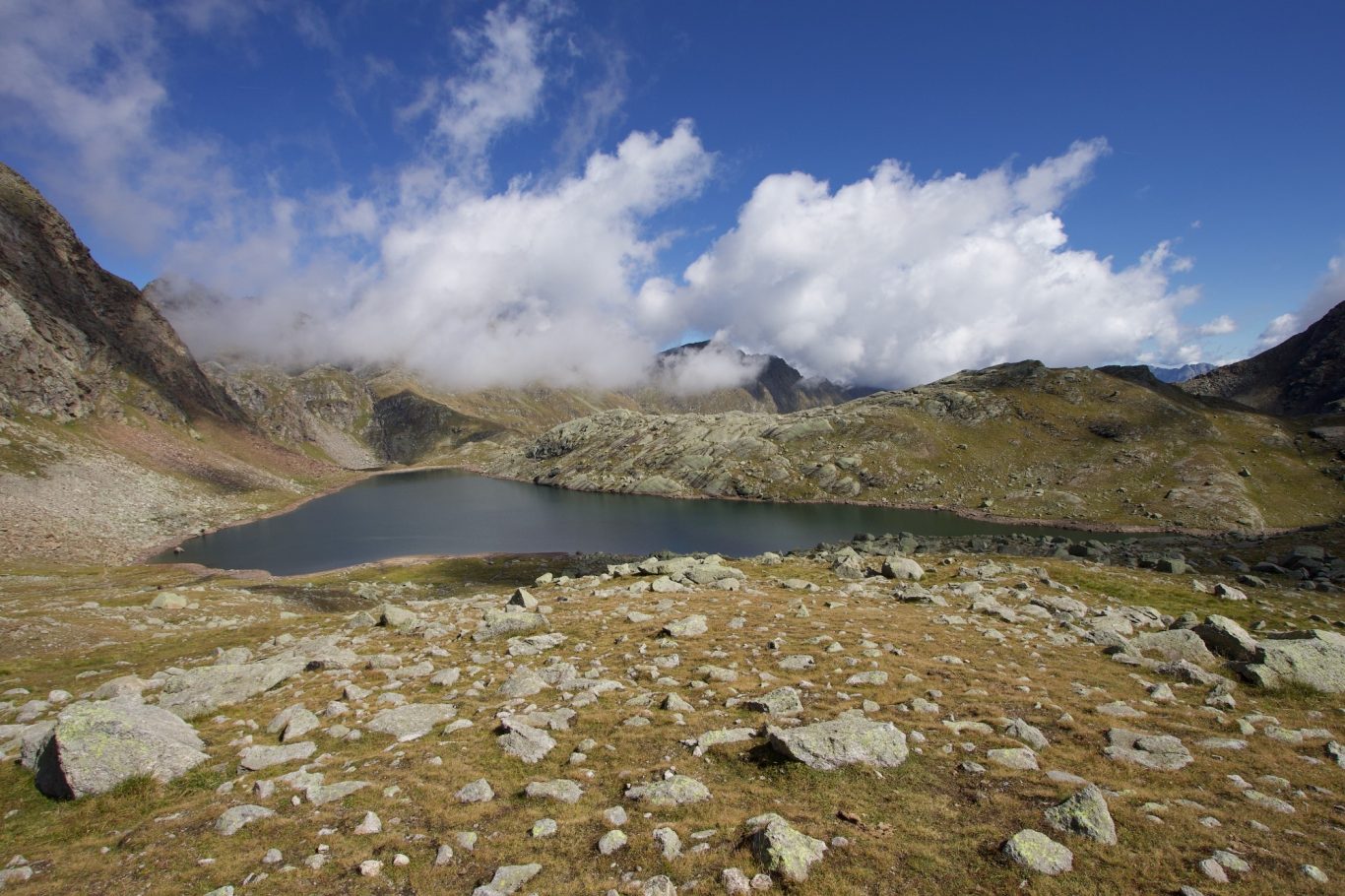 Die Texelgruppe versteckt sich noch in den Wolken